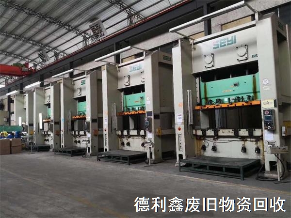 天津機床設備回收，天津觸控車床回收